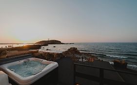 Portara Seaside Luxury Suites