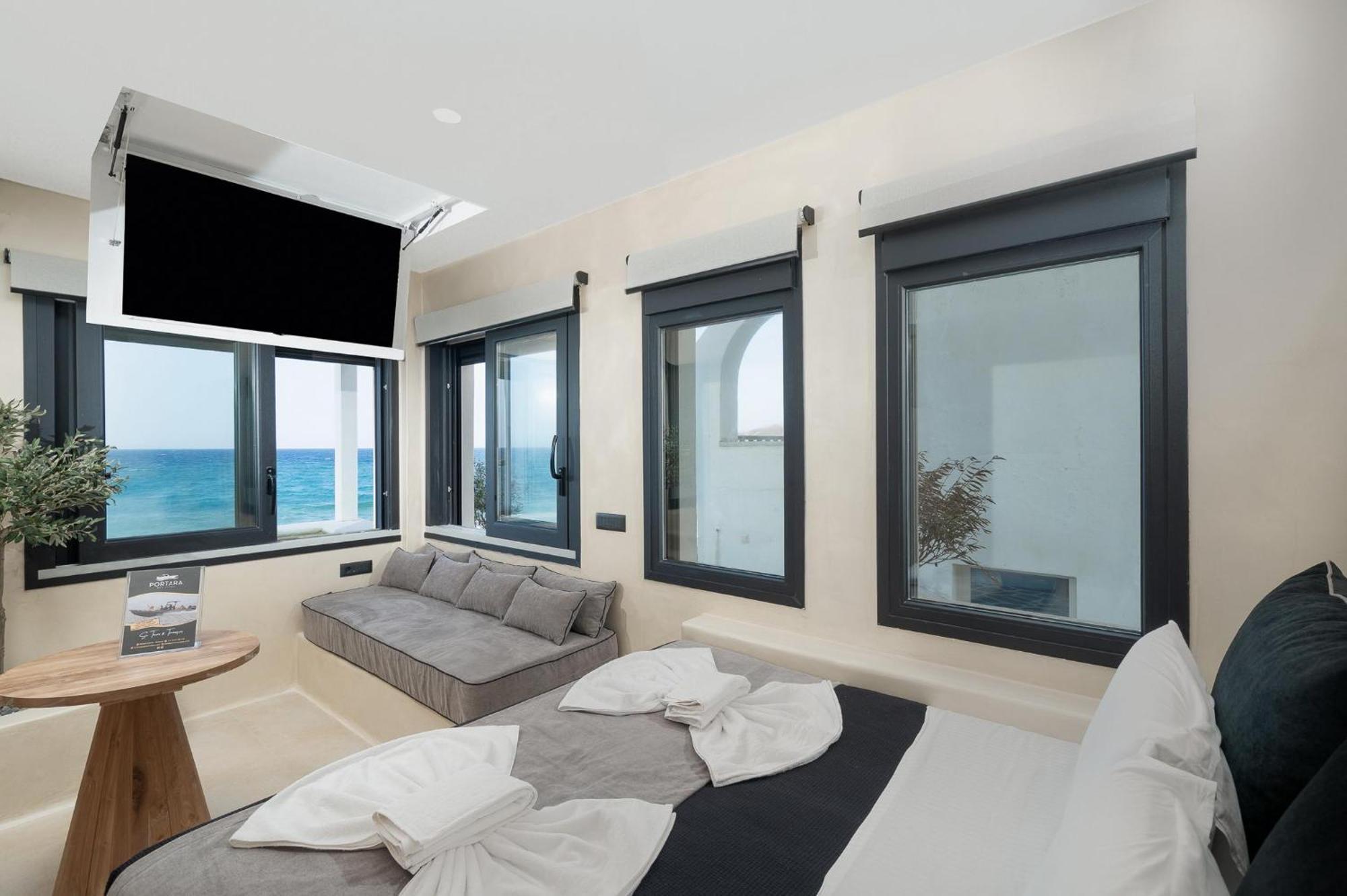 Portara Seaside Luxury Suites Naxos City Esterno foto