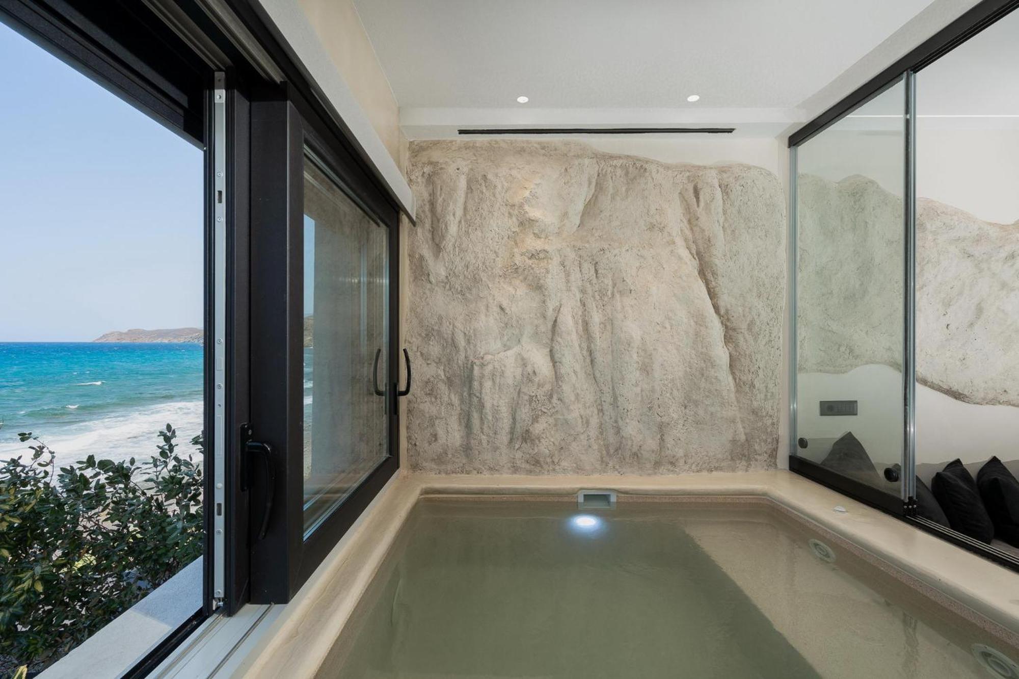 Portara Seaside Luxury Suites Naxos City Esterno foto