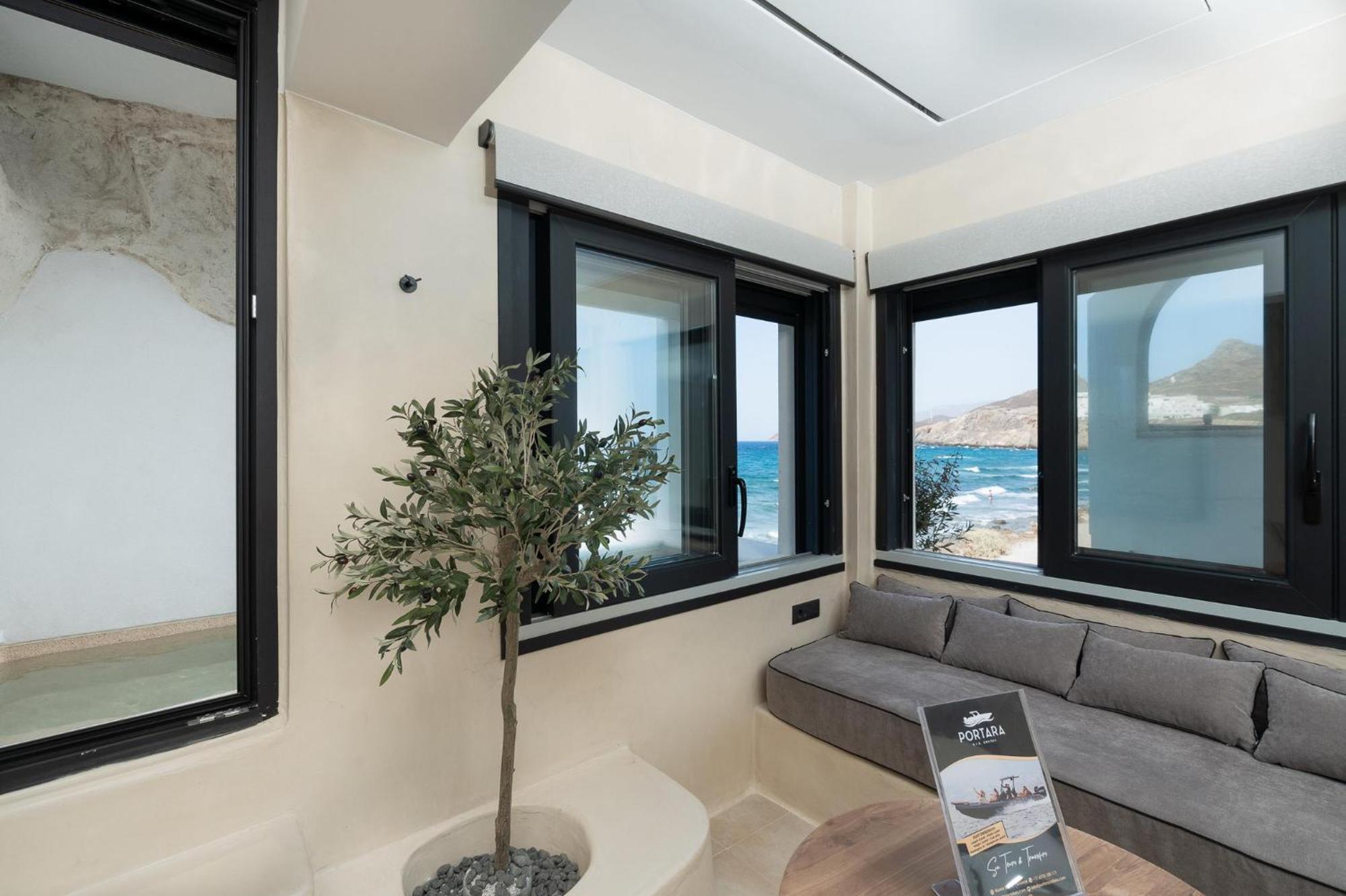 Portara Seaside Luxury Suites Naxos City Esterno foto